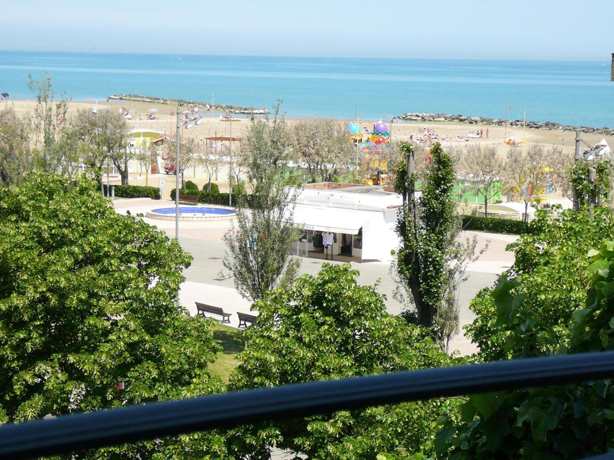 Hotel De La Plage Rímini Exterior foto